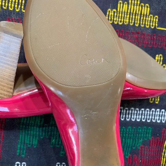 Coach pumps - Picture 3 of 5